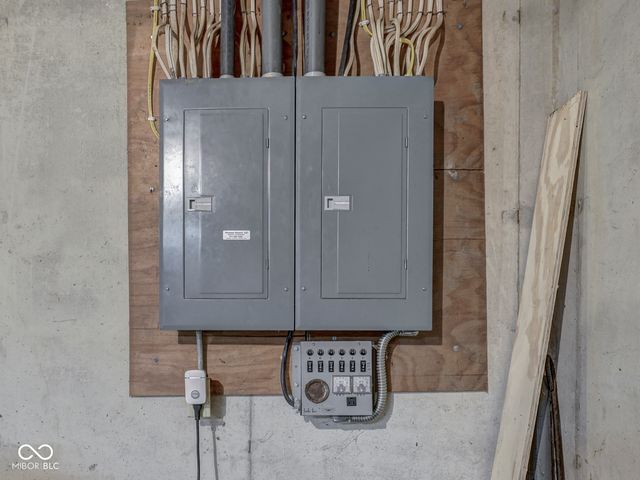 5240 W 400 N, Fairland, IN 46126