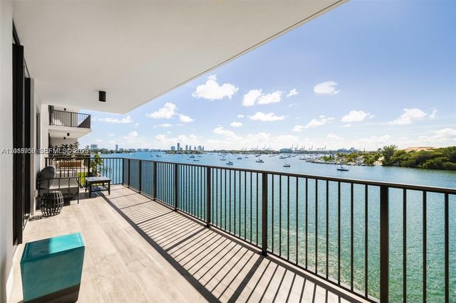 1000 Venetian Way 502, Miami, FL 33139