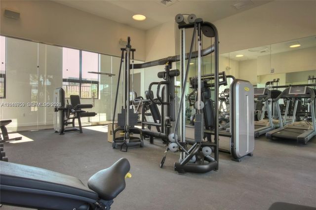 1000 Venetian Way 502, Miami, FL 33139
