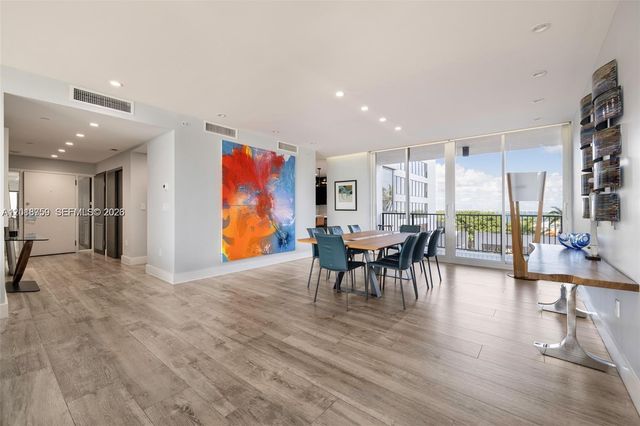 1000 Venetian Way 502, Miami, FL 33139