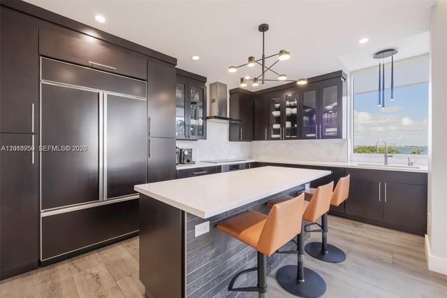 1000 Venetian Way 502, Miami, FL 33139