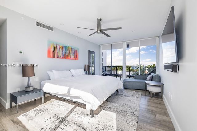 1000 Venetian Way 502, Miami, FL 33139