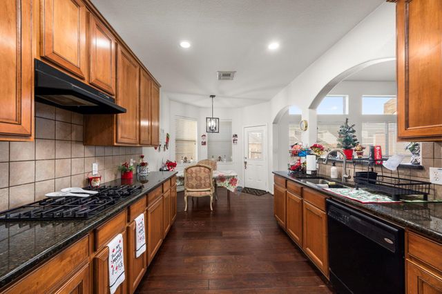 927 Spring Source Place, Spring, TX 77373