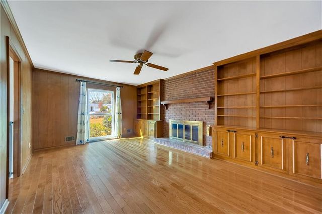 2652 Fontainebleau Drive, Dunwoody, GA 30360