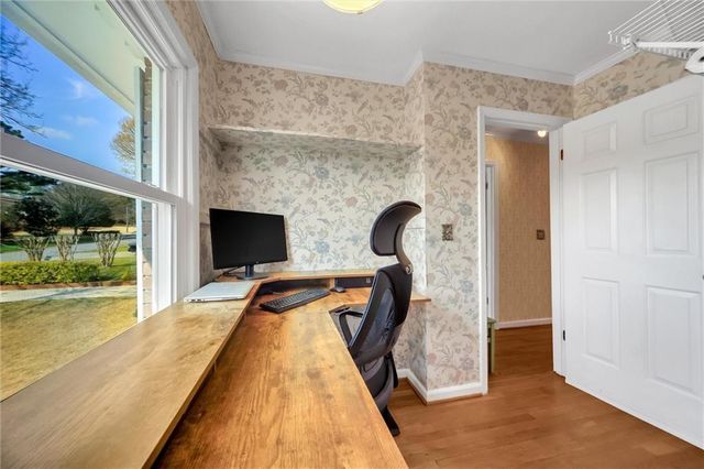 2652 Fontainebleau Drive, Dunwoody, GA 30360