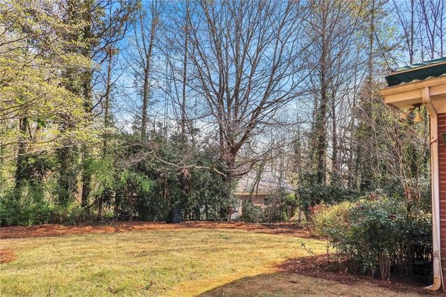 2652 Fontainebleau Drive, Dunwoody, GA 30360