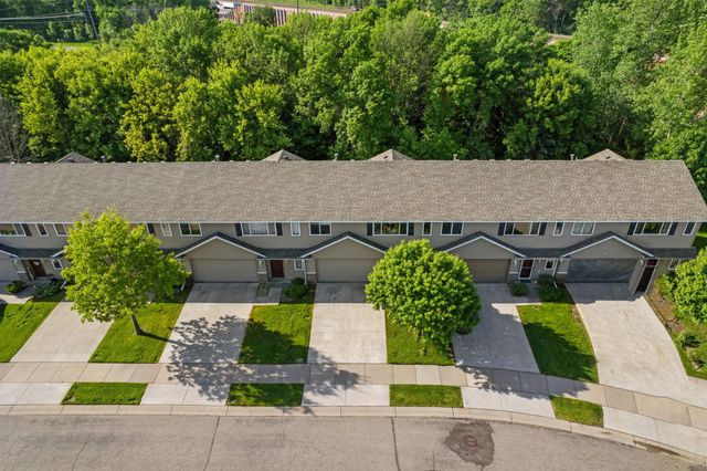 6928 91st Street NE, Monticello, MN 55362