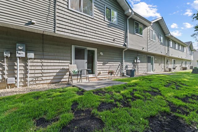 6928 91st Street NE, Monticello, MN 55362