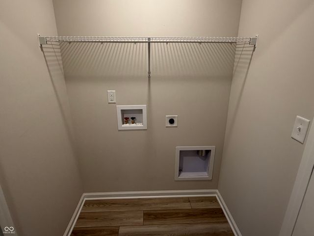 1105 Lake Drive, Shirley, IN 47384