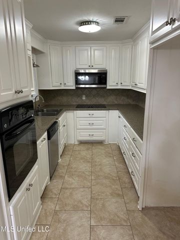 128 Fern Valley Road, Brandon, MS 39042