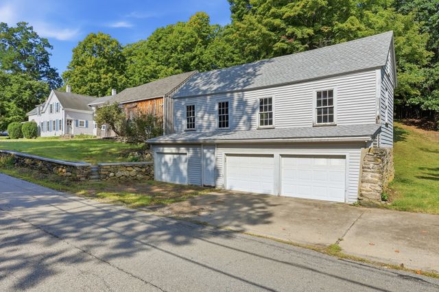 85 Wallace Hill, Townsend, MA 01469
