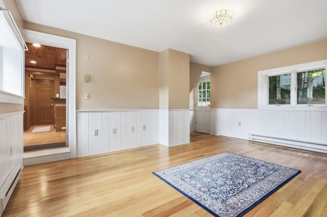 85 Wallace Hill, Townsend, MA 01469