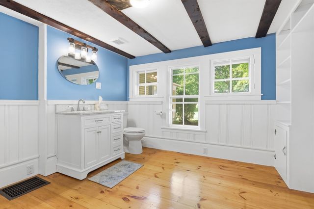 85 Wallace Hill, Townsend, MA 01469