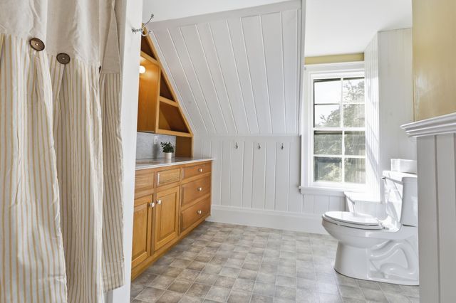 85 Wallace Hill, Townsend, MA 01469