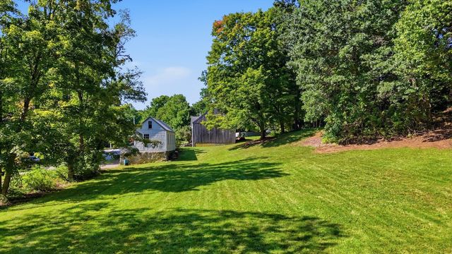 85 Wallace Hill, Townsend, MA 01469