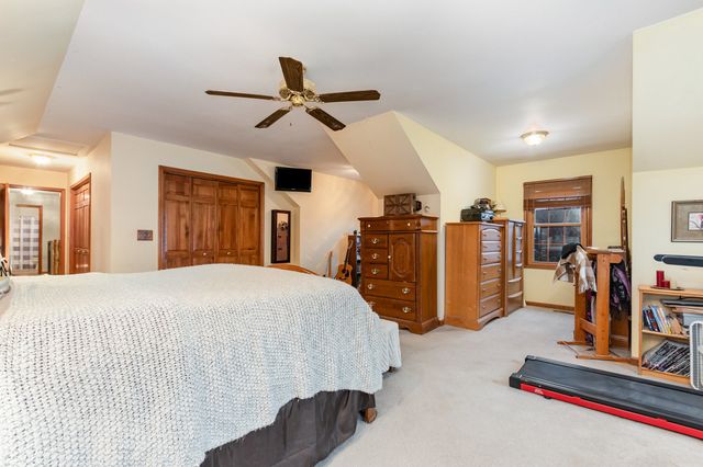 3467 Charlemaine Drive, Aurora, IL 60504