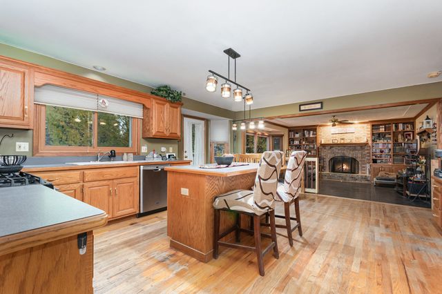 3467 Charlemaine Drive, Aurora, IL 60504