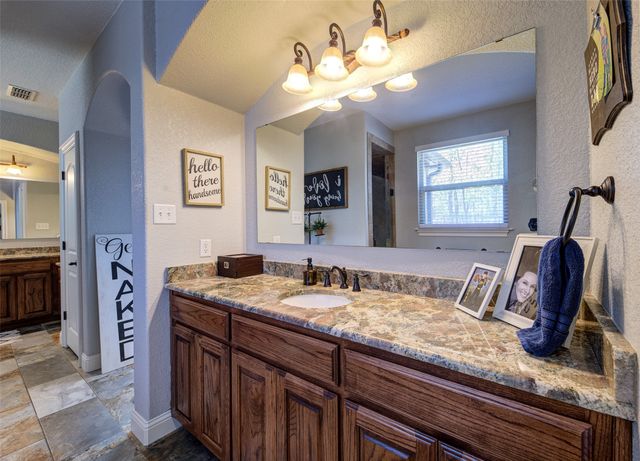 9199 Farm to Market 1810, Chico, TX 76431