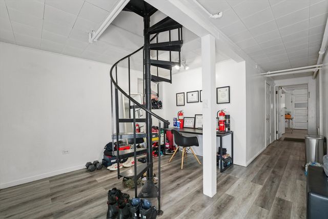 2423 N Long Avenue, Chicago, IL 60639