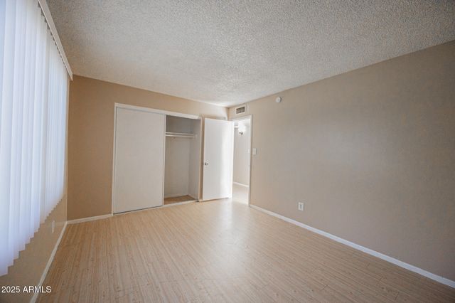 5214 N 42ND Parkway, Phoenix, AZ 85019