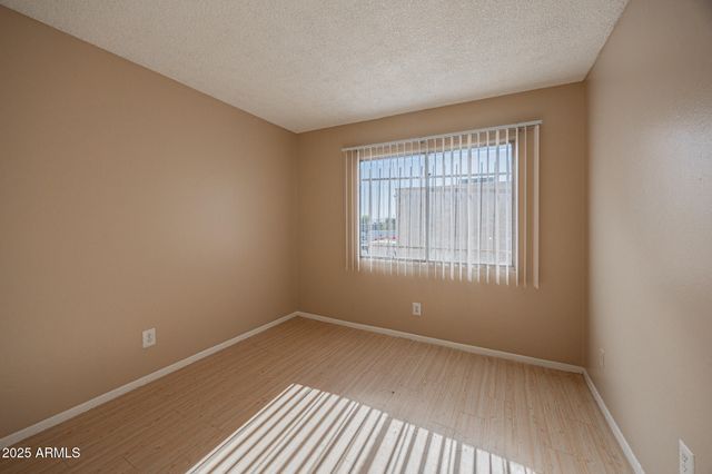 5214 N 42ND Parkway, Phoenix, AZ 85019