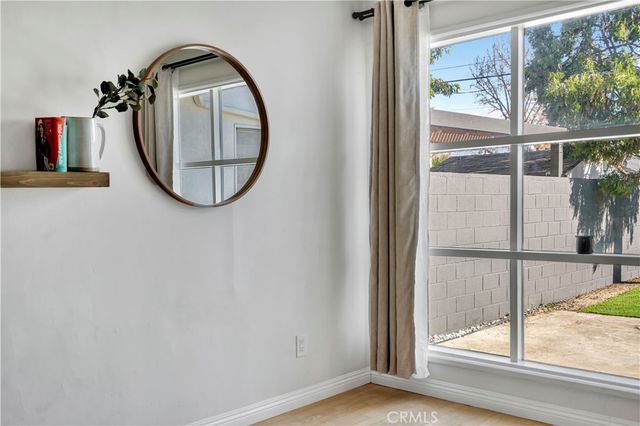 6514 Coldwater Canyon, Valley Village, CA 91606