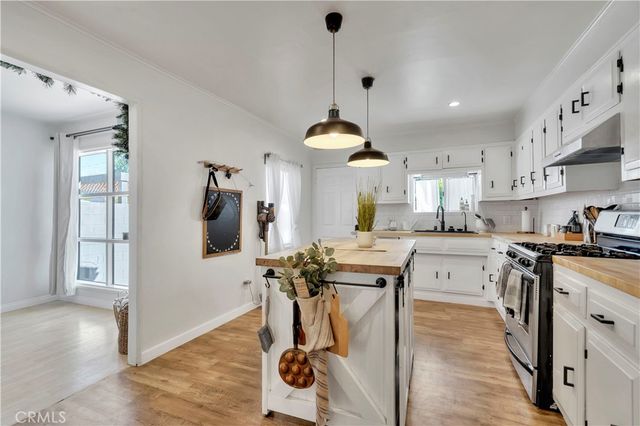 6514 Coldwater Canyon, Valley Village, CA 91606