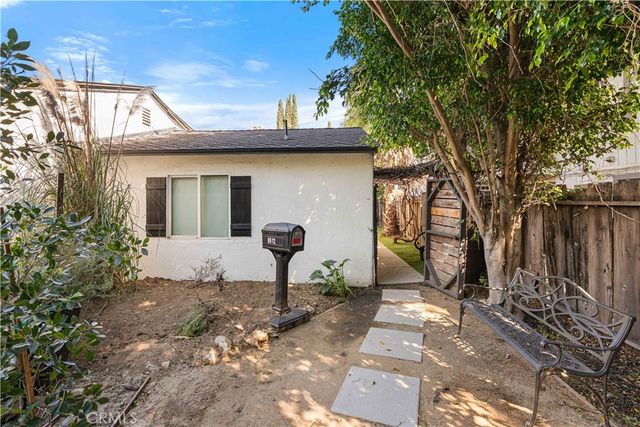 6514 Coldwater Canyon, Valley Village, CA 91606