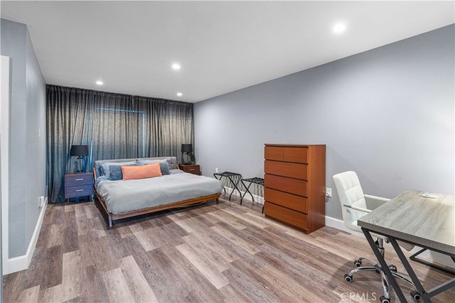 6514 Coldwater Canyon, Valley Village, CA 91606