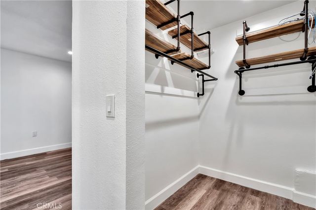 6514 Coldwater Canyon, Valley Village, CA 91606