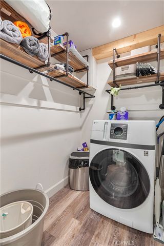 6514 Coldwater Canyon, Valley Village, CA 91606