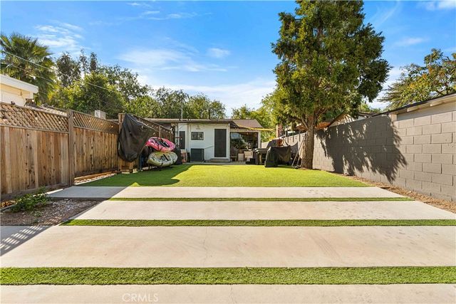 6514 Coldwater Canyon, Valley Village, CA 91606