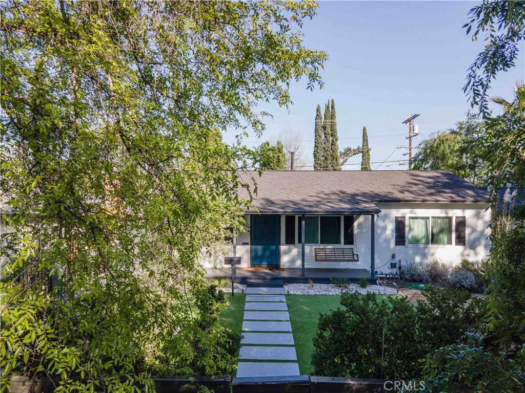 6514 Coldwater Canyon, Valley Village, CA 91606