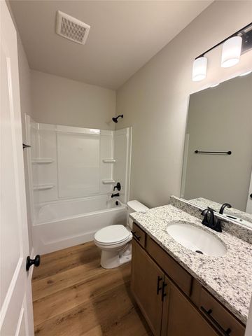820 Venecia Drive, Bossier City, LA 71111