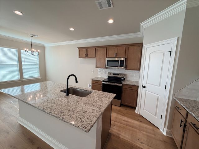 820 Venecia Drive, Bossier City, LA 71111