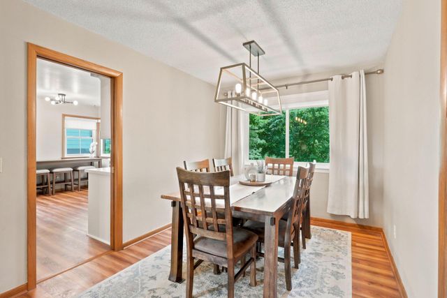 6525 Maple Drive, Waconia, MN 55387