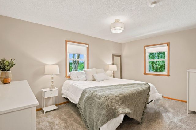 6525 Maple Drive, Waconia, MN 55387