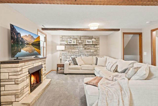 6525 Maple Drive, Waconia, MN 55387