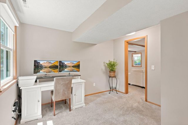 6525 Maple Drive, Waconia, MN 55387