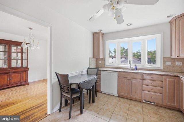 901 CHELTEN PKWY, Cherry Hill, NJ 08034