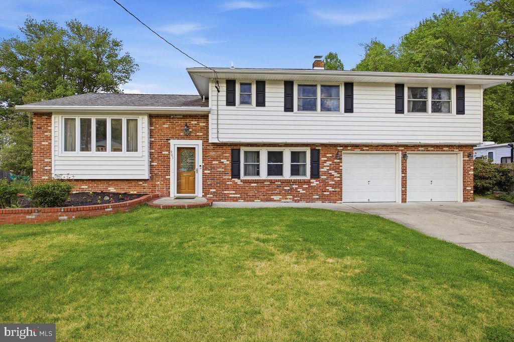 901 CHELTEN PKWY, Cherry Hill, NJ 08034