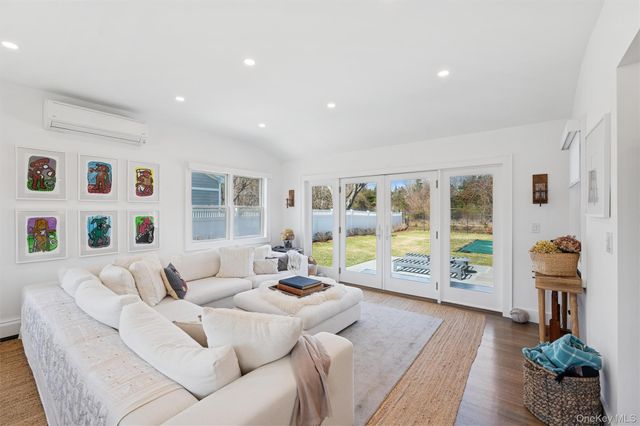 580 Gin Lane, Southold, NY 11971