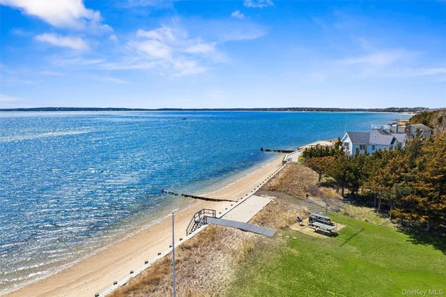 580 Gin Lane, Southold, NY 11971