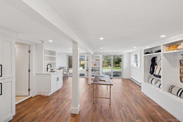 580 Gin Lane, Southold, NY 11971