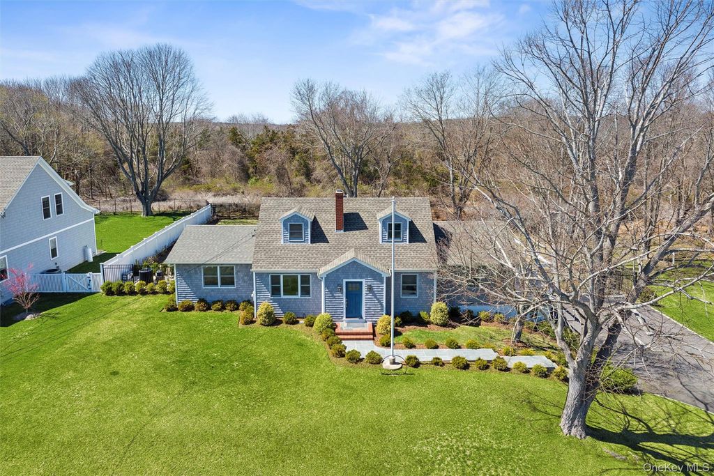580 Gin Lane, Southold, NY 11971