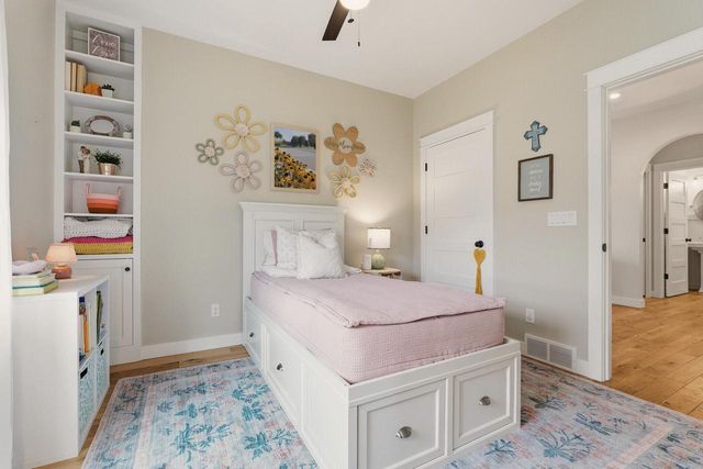 N13463 Schubert ROAD, Trempealeau, WI 54661