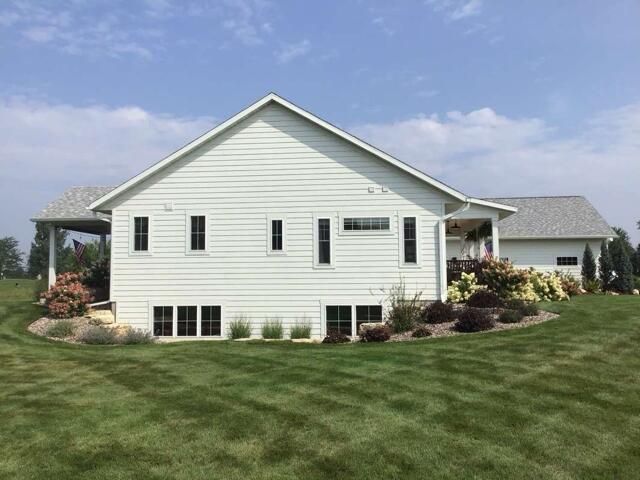 N13463 Schubert ROAD, Trempealeau, WI 54661