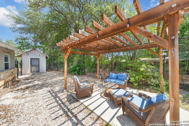 690 Windrush, Canyon Lake, TX 78133