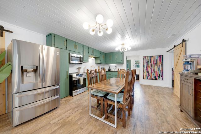 690 Windrush, Canyon Lake, TX 78133
