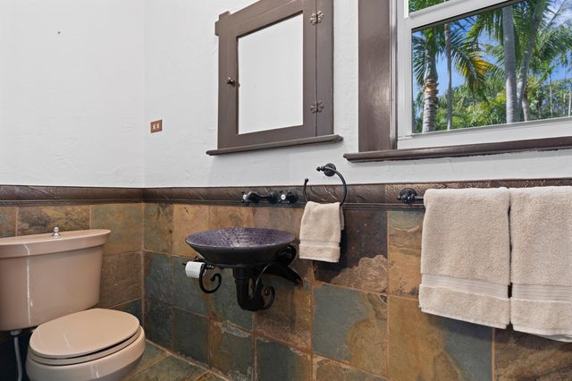 727 Claremore Drive, West Palm Beach, FL 33401